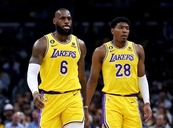 “Young God-Rie Is So Damn Good” Nets PG Kyrie Irving Gets High Praises from Lakers’ LeBron James