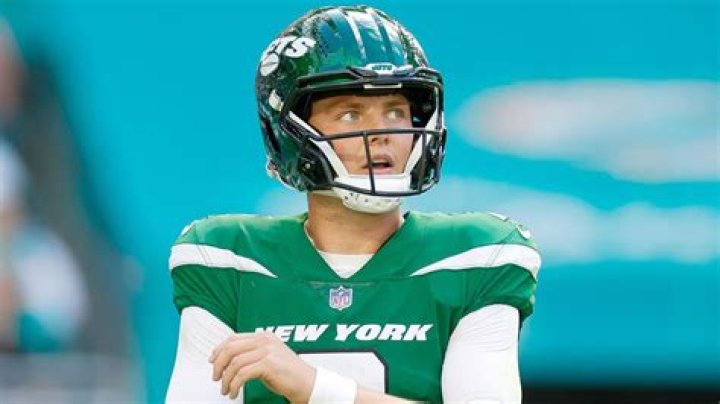 Zach Wilson Trade Rumors: Jets' Rivals Feel QB Signs as 'Reclamation Project' If Cut | News, Scores, Highlights, Stats, and Rumors